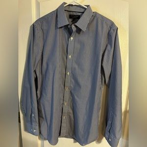 Medium Banana Republic Button Down